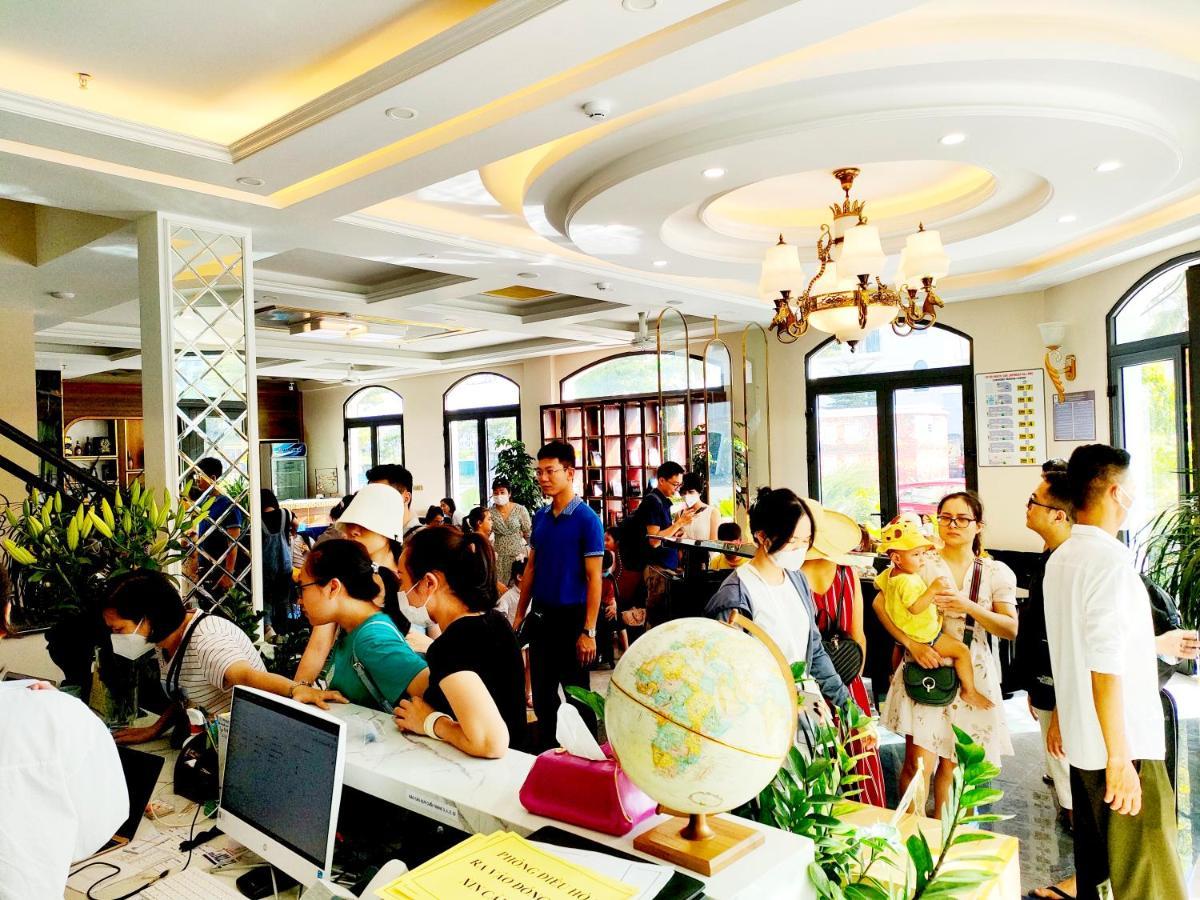Halong Lavender Hotel Ха Лонг Екстериор снимка